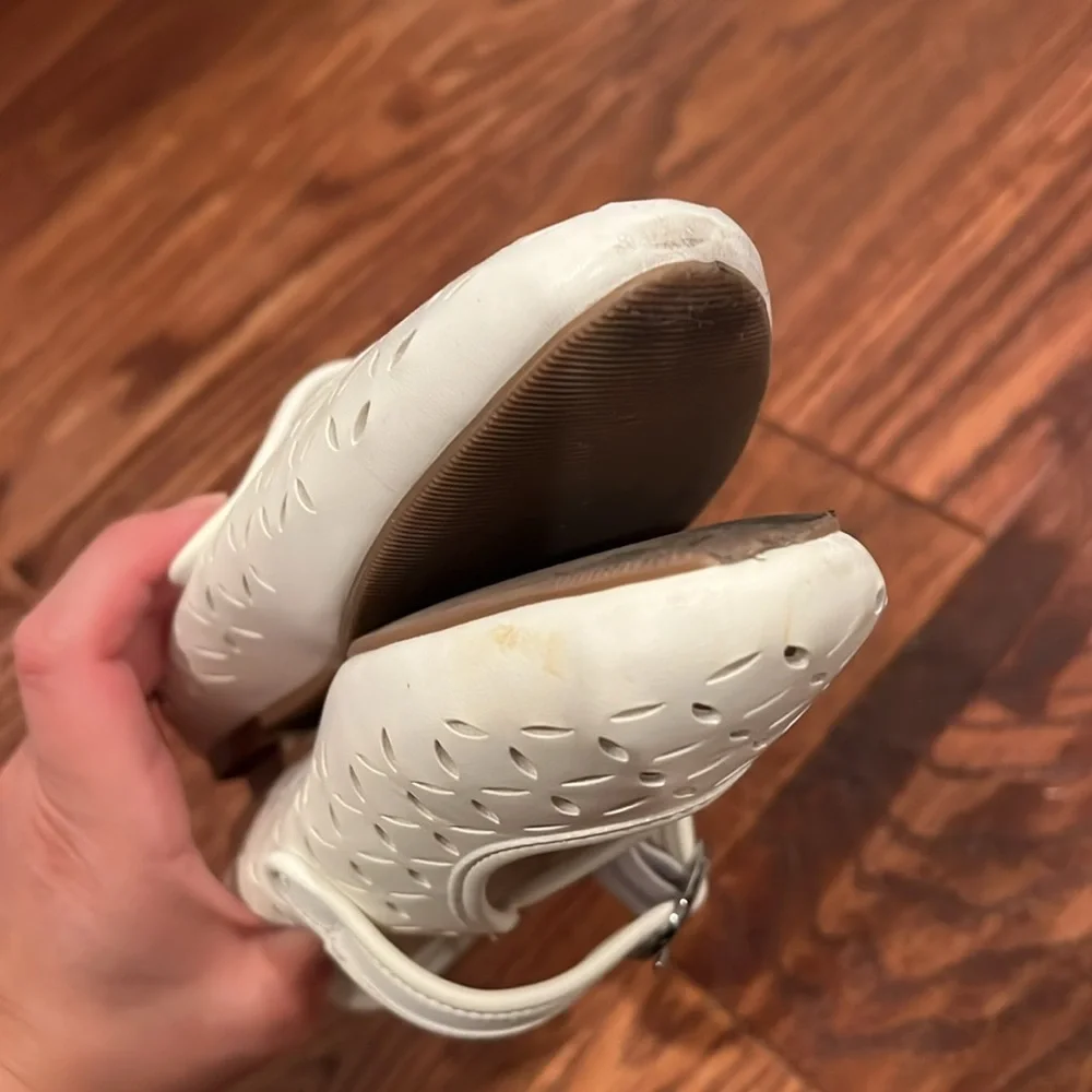 GAP Girls Mary Jane Flats in Antique White